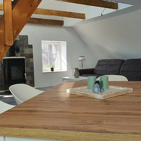 شقة In Sillens Mit Eigener Terrasse *